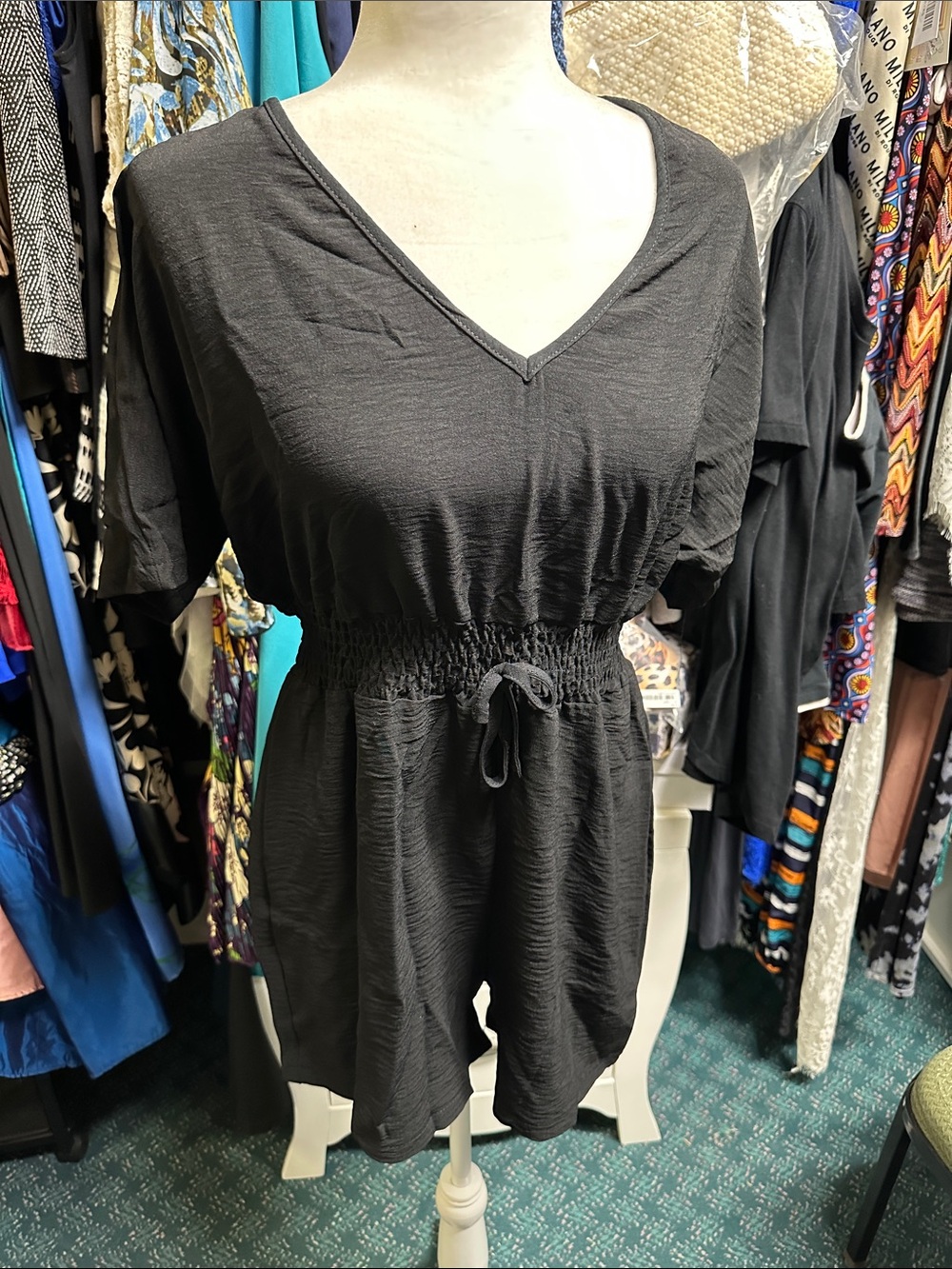 💐Black V-Neck Short Sleeve Romper